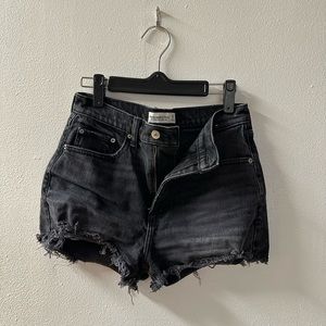 Abercrombie and Fitch high rise mom shorts